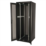 LANDE DYNAmic Basic 19" Телекоммуникационный напольный шкаф 47U, 800х1000х2232, перфорированная одностворчатая передняя дверь, перфорированная одностворчатая задняя дверь с кабельными вводами, цвет че - фото 45925