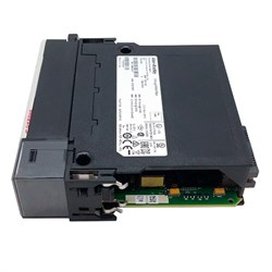 Модуль аналогового ввода Allen Bradley 1756-IF8 - фото 50872