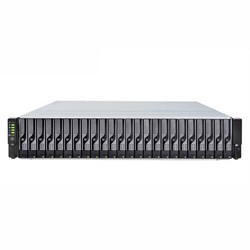 Полка расширения Infortrend 2U/24bay dual controller  4x 12GbSAS ports, 2x(PSU+FAN module), 24x GS 2.5" drive trays, 2x 12G to 12GSAS cables for 12G storage or expansion enclosure a (существенное повреждение коробки) - фото 59844